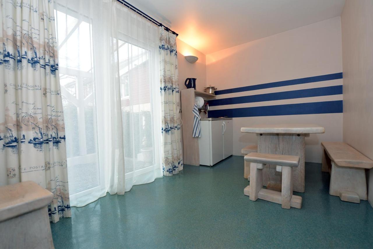 Palanga Pas Vidute Hotel Buitenkant foto